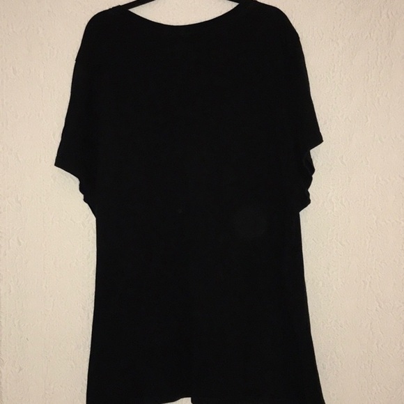 Official Selena Merchandise Selena Black Graphic T-Shirt - Picture 3 of 5